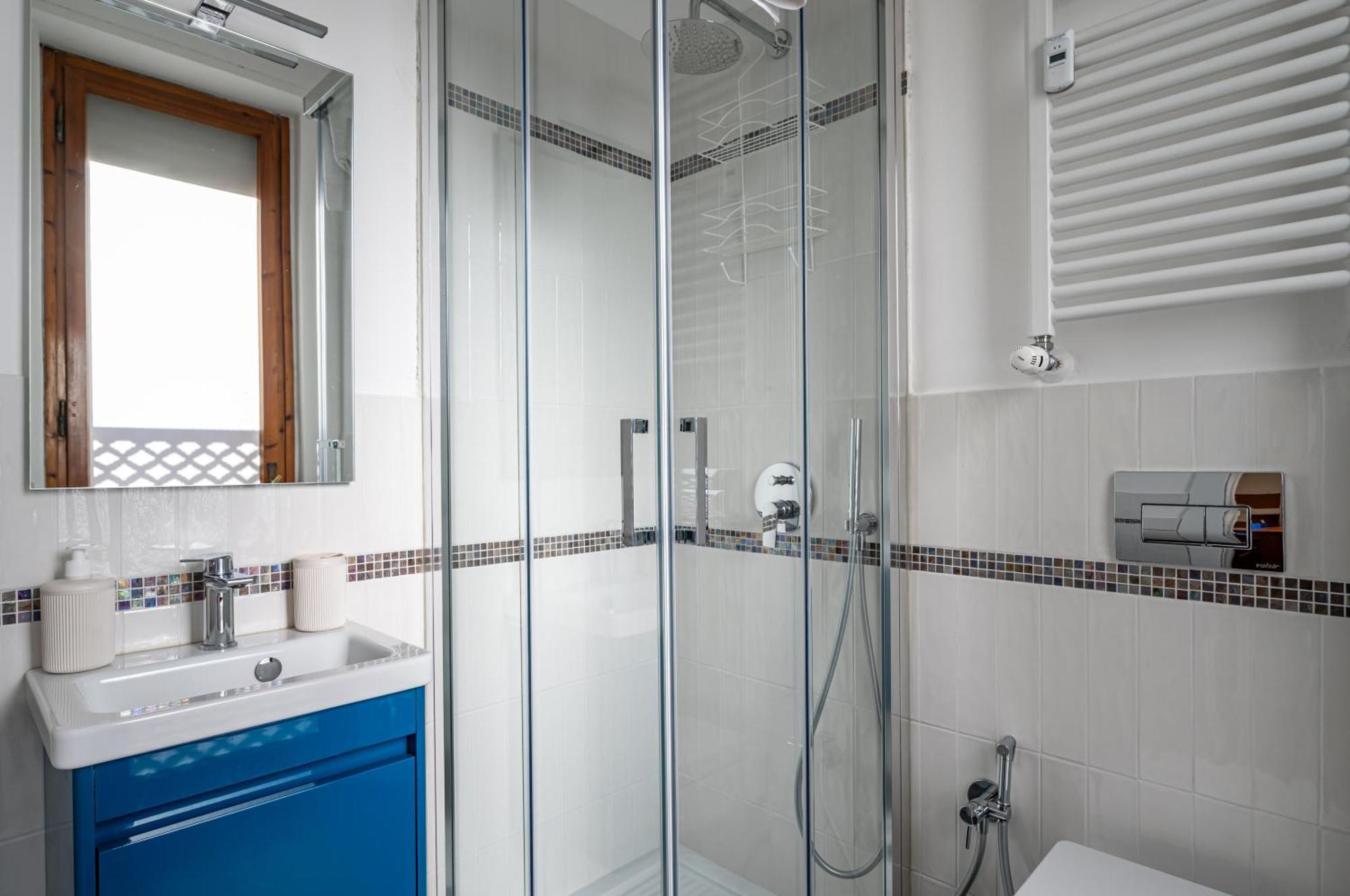 Visarno & University Roomy Flat X6 With Parking Floransa Dış mekan fotoğraf