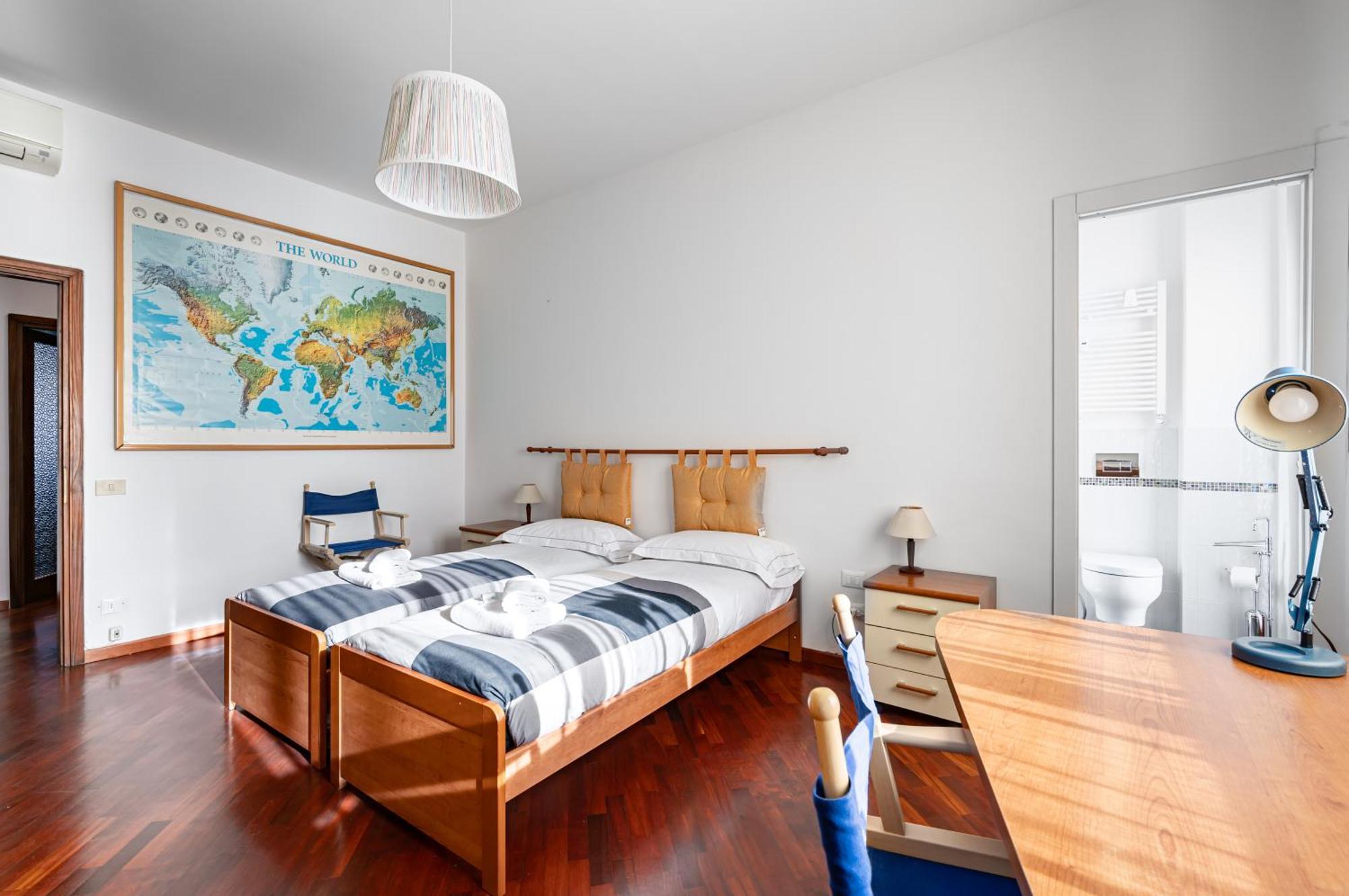 Visarno & University Roomy Flat X6 With Parking Floransa Dış mekan fotoğraf