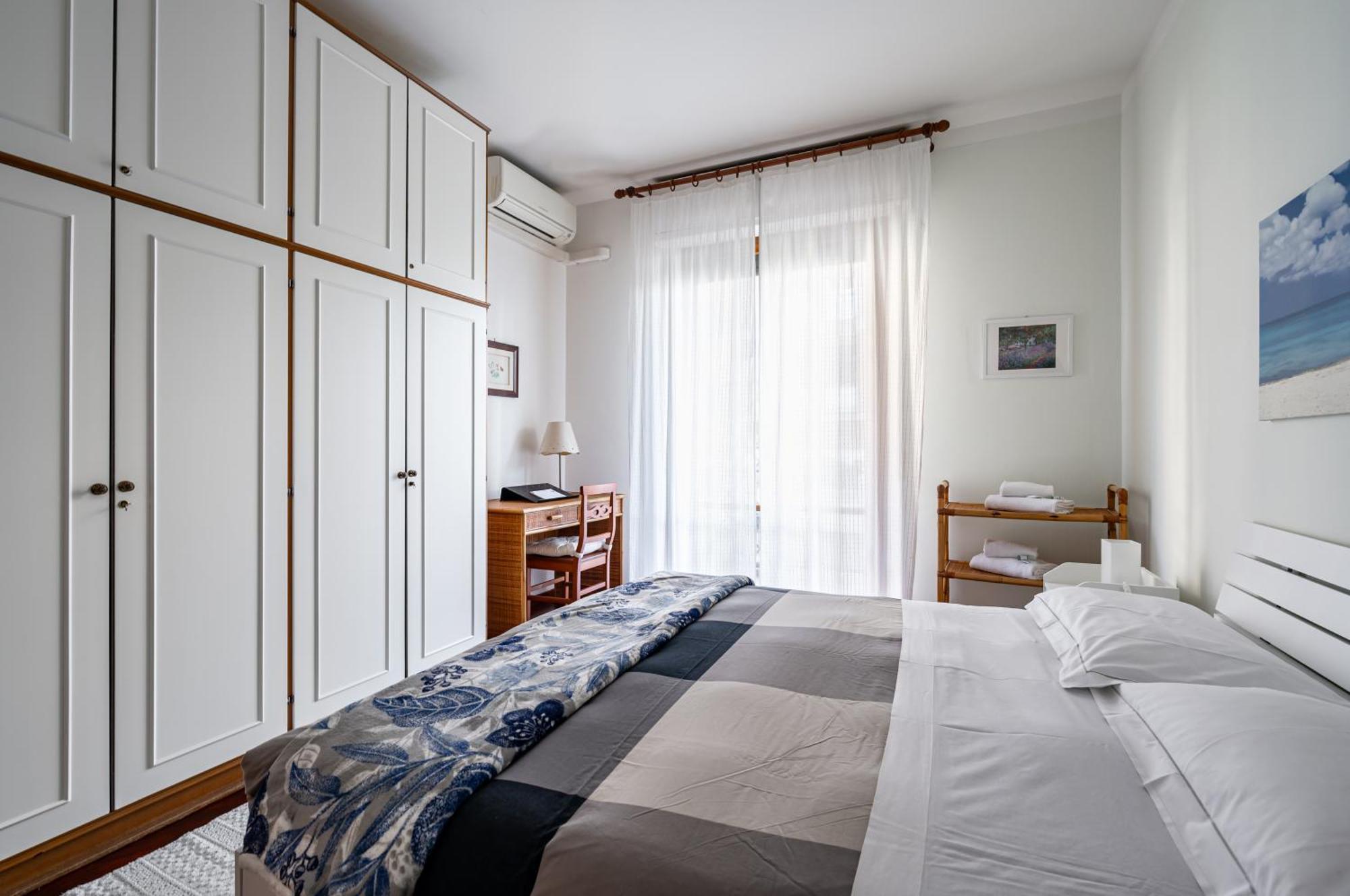 Visarno & University Roomy Flat X6 With Parking Floransa Dış mekan fotoğraf